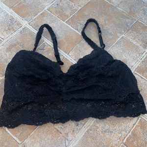 Victoria’s Secret pink bralette size medium!